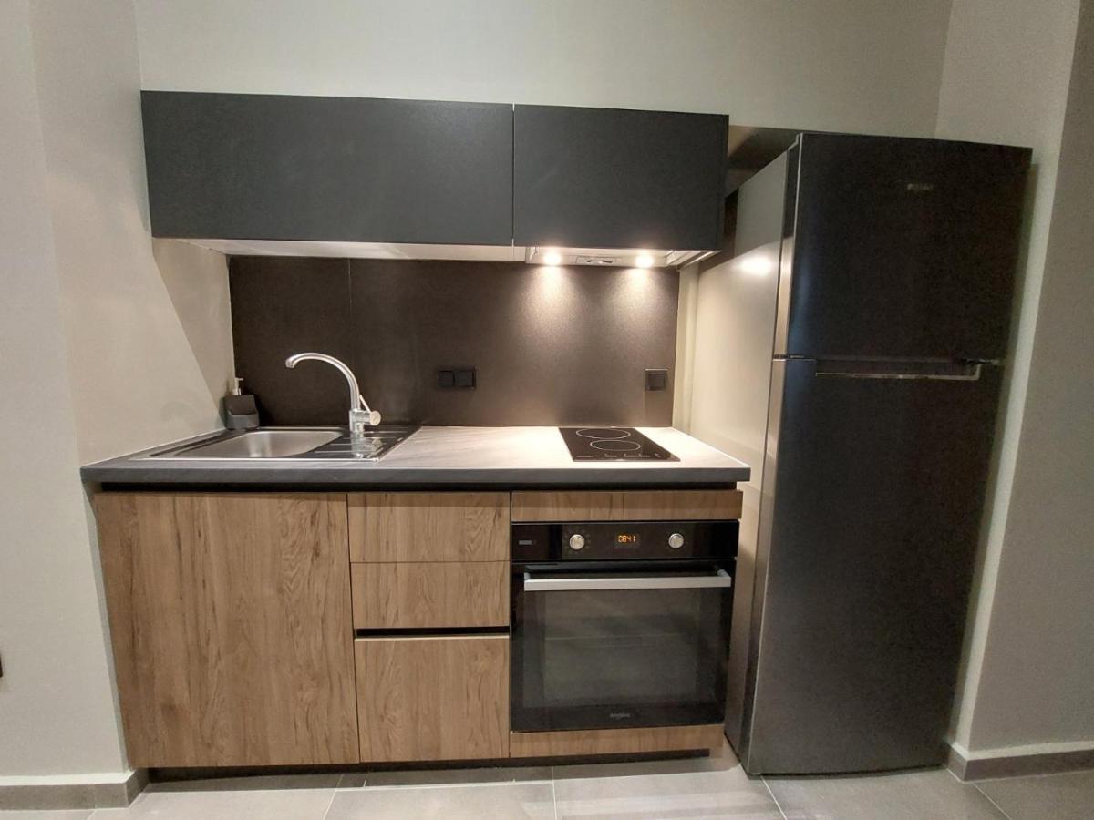 Rea'S Luxury Apartments Stoúpa エクステリア 写真
